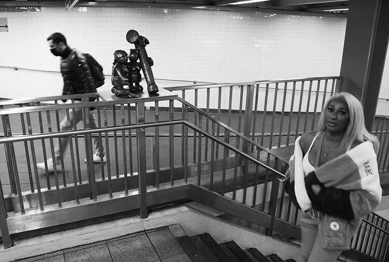 Subway Token Figures : Art : Subway : New York : Tom Otterness : New York : Personal Photo Projects :  Richard Moore Photography : Photographer : 